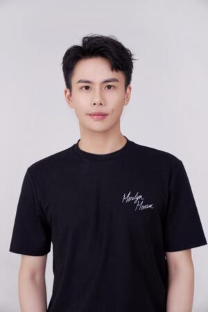 Feature image for 10 Questions for Yi Zhe